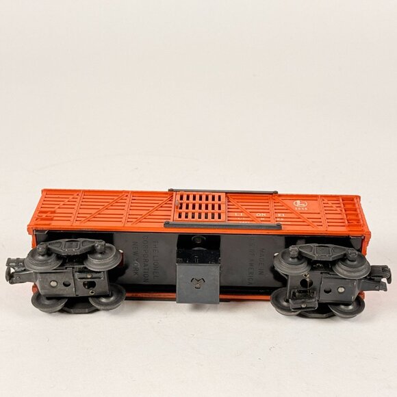 Lionel Vintage O Gauge 3656 Orange Cattle Train Car W/ Moving Doors Postwar - Picture 5 of 8
